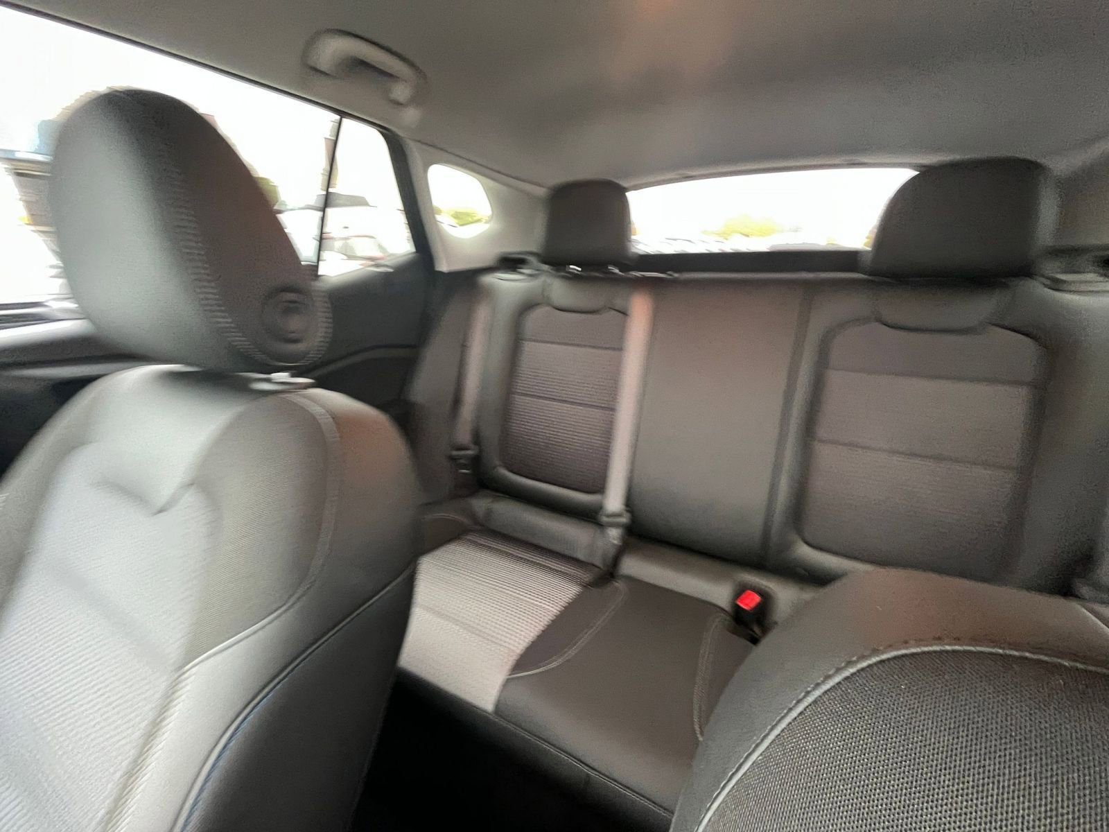 Used 2025 Chevrolet Trax LT image 37