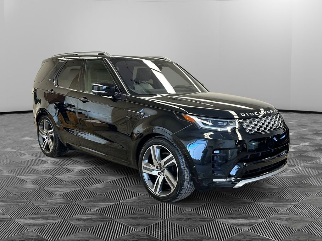 Used 2023 Land Rover Discovery Metropolitan Edition image 7