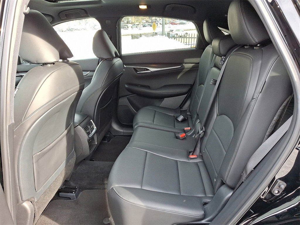 Certified 2025 INFINITI QX55 Luxe w/ Cargo Package image 11