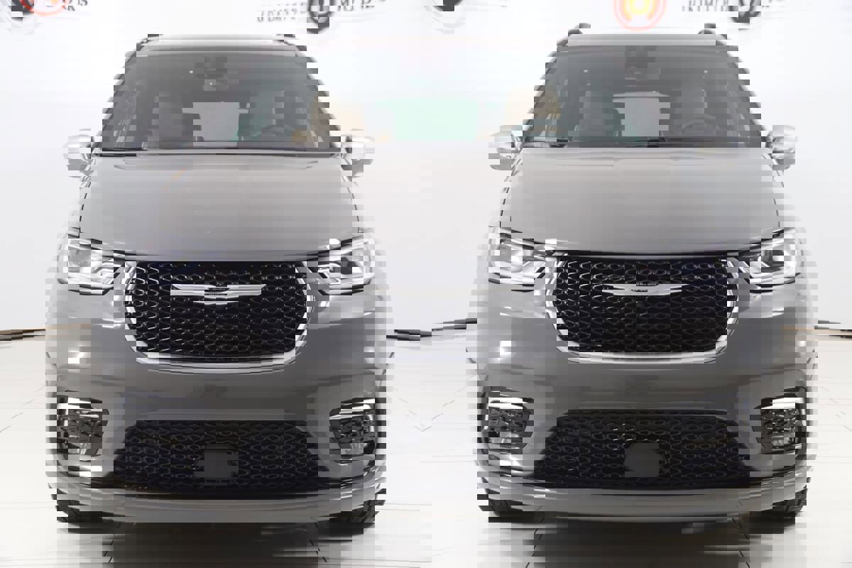 Used 2024 Chrysler Pacifica Pinnacle image 60