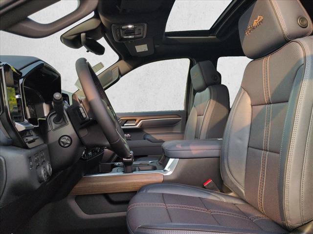 New 2026 Chevrolet Silverado 1500 High Country w/ Technology Package AWD/4WD image 4
