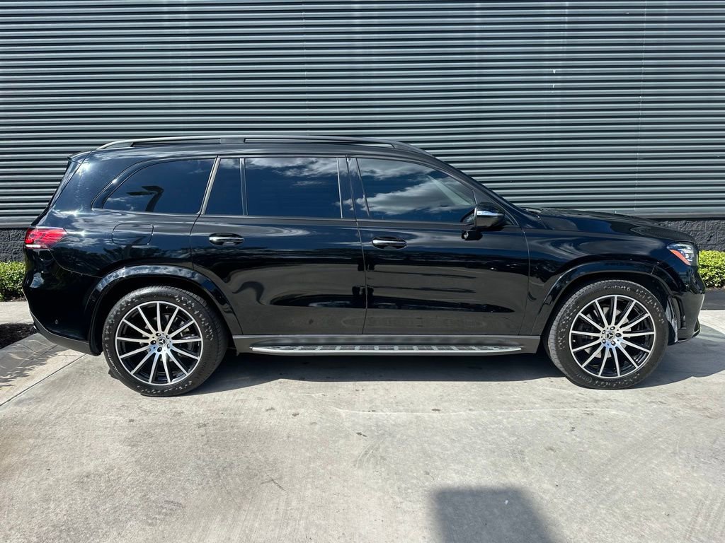 Used 2023 Mercedes-Benz GLS 450 4MATIC image 10