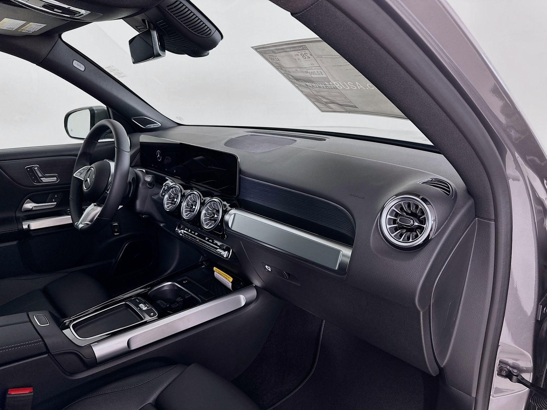 New 2026 Mercedes-Benz GLB 250 image 31