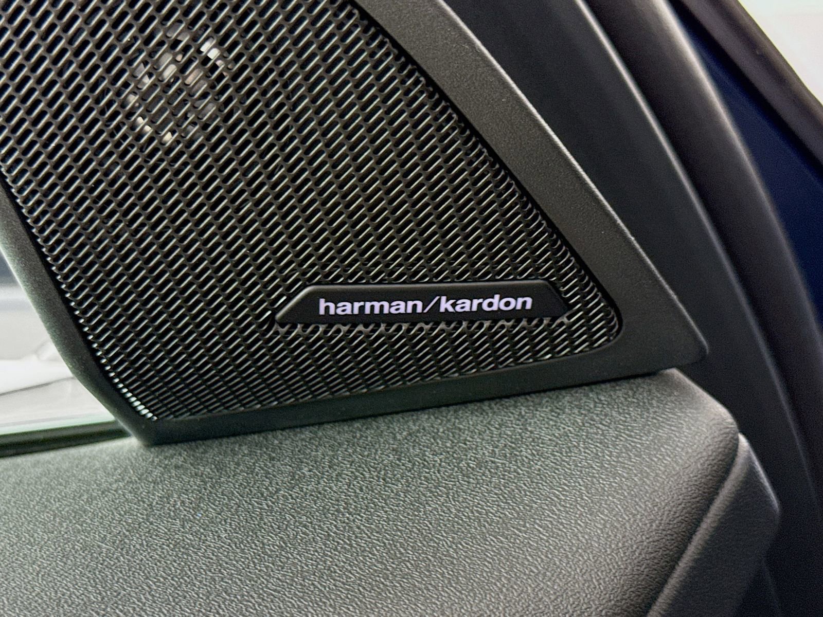 Used 2025 BMW X3 xDrive30i w/ Convenience Package image 18