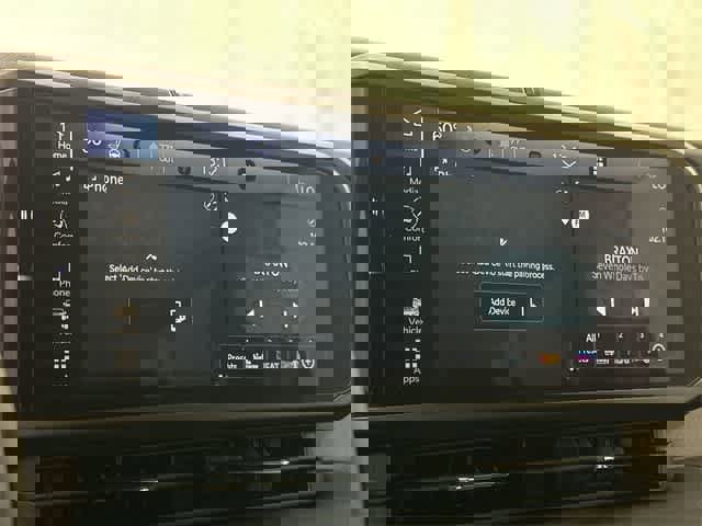 Used 2024 Jeep Wrangler Sahara image 22