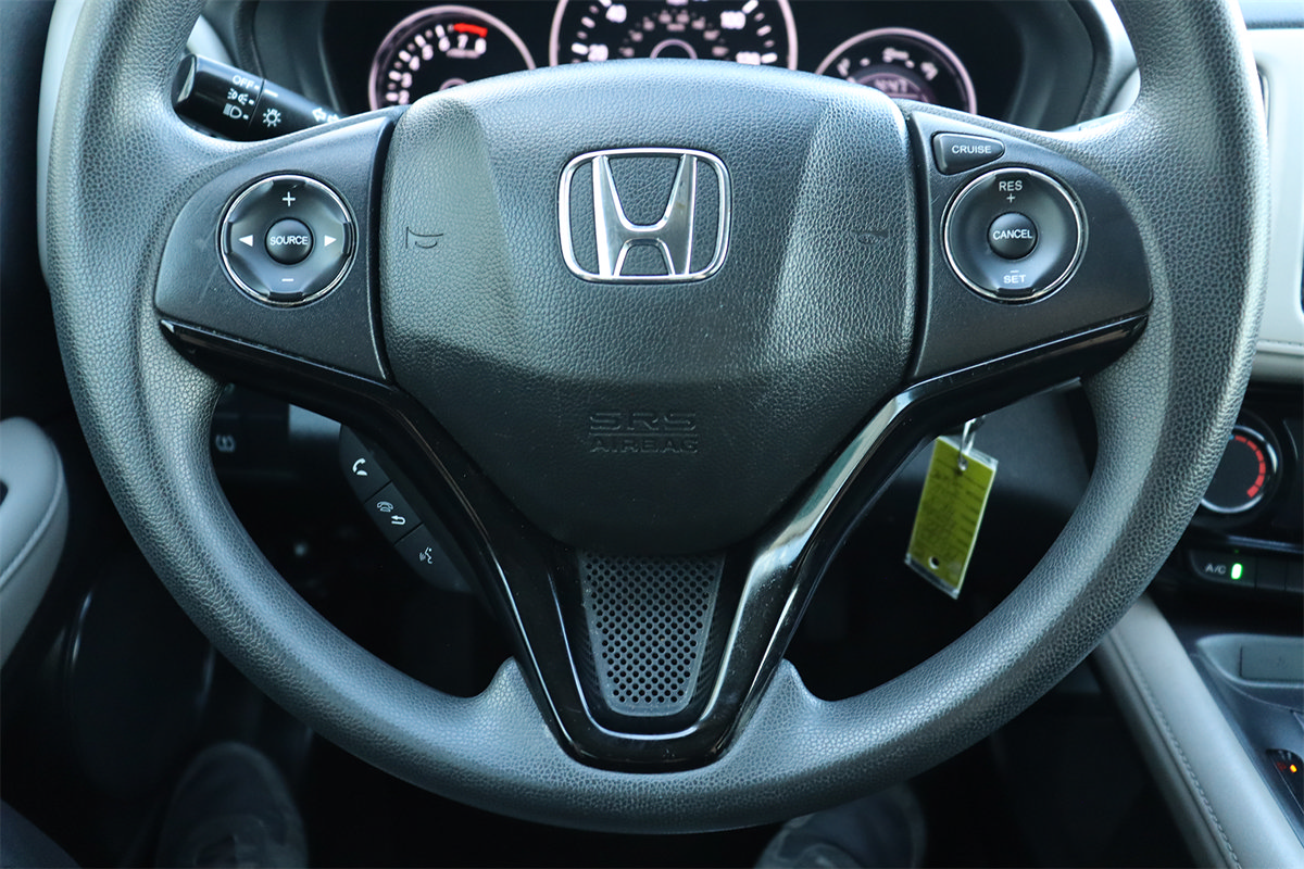 Used 2020 Honda HR-V LX image 38