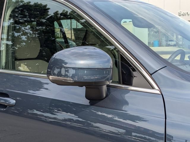 New 2026 Volvo XC90 B6 Plus w/ Protection Package Premier image 12