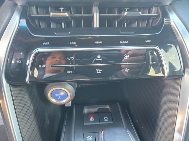 Certified 2022 Toyota Venza Limited AWD/4WD image 17
