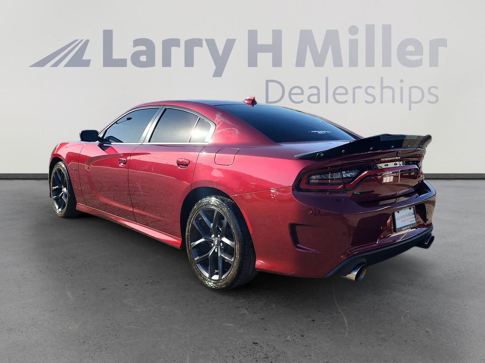Used 2022 Dodge Charger R/T w/ Blacktop Package RWD image 3