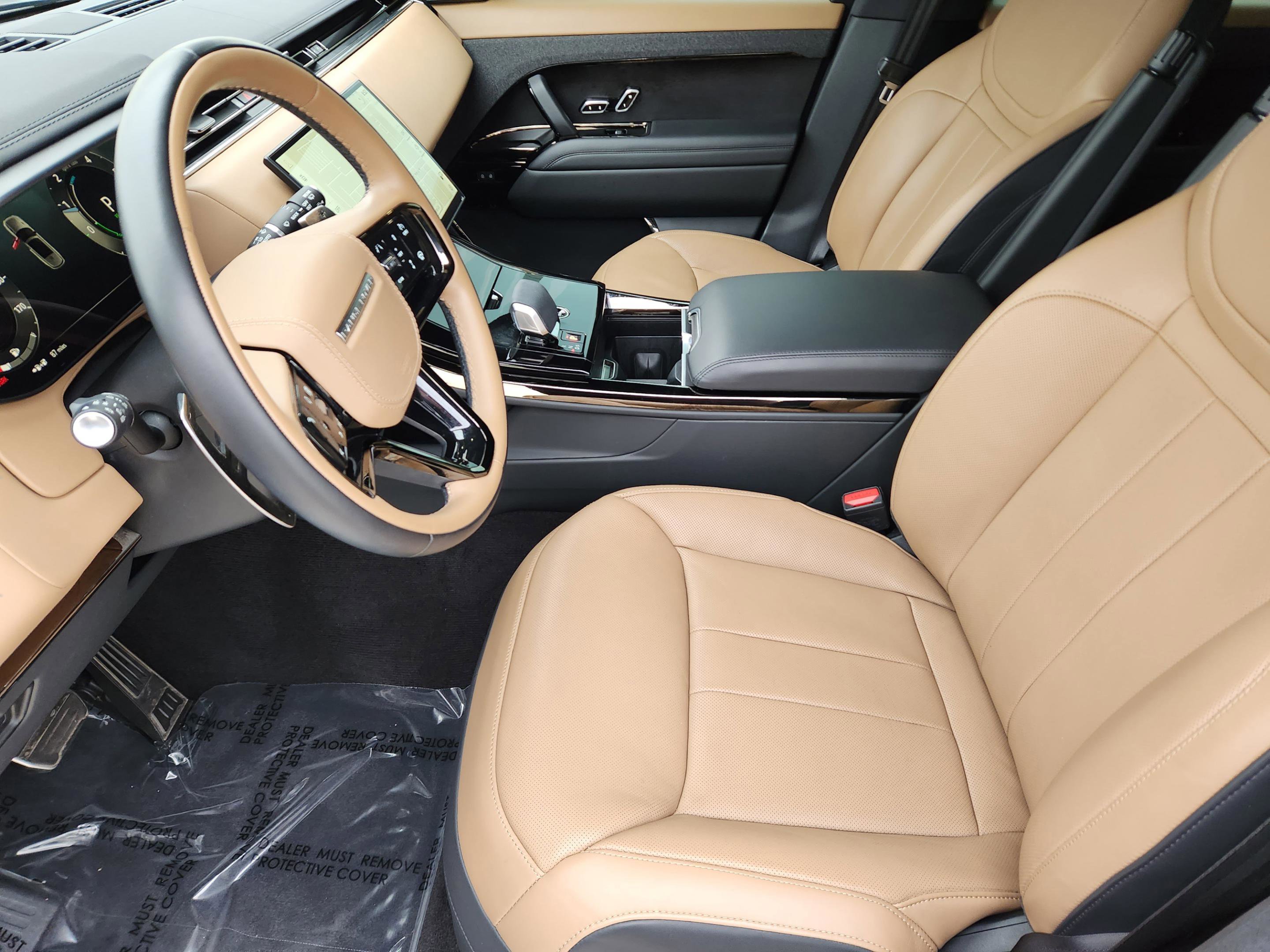 Used 2025 Land Rover Range Rover Sport Dynamic SE AWD/4WD image 7