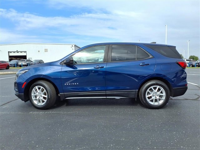 Used 2022 Chevrolet Equinox LS w/ LS Convenience Package image 27