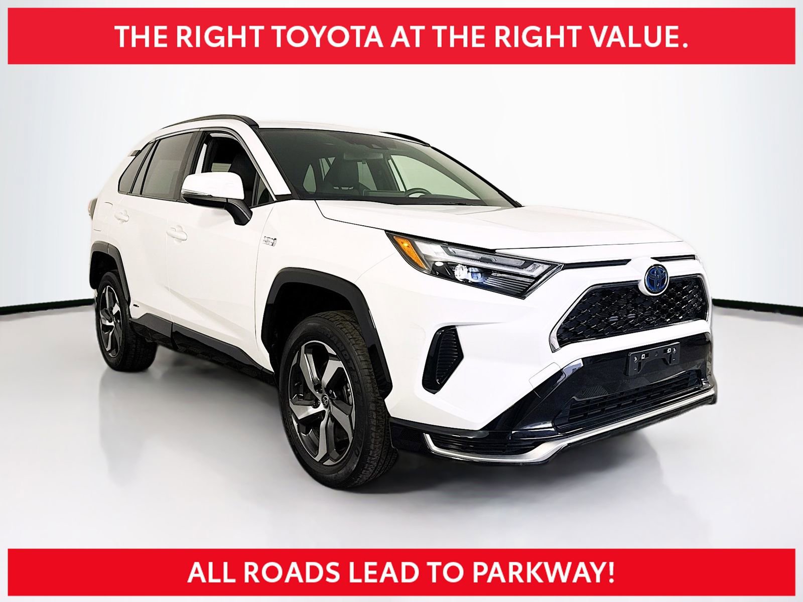 Used 2023 Toyota RAV4 SE w/ Weather & Moonroof Package AWD/4WD image 1