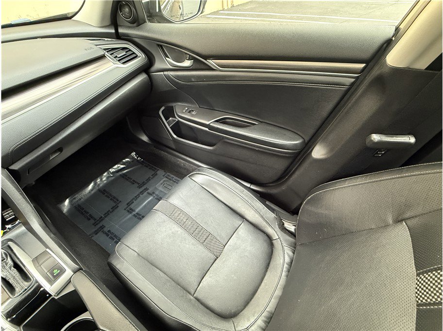 Used 2019 Honda Civic EX-L image 10
