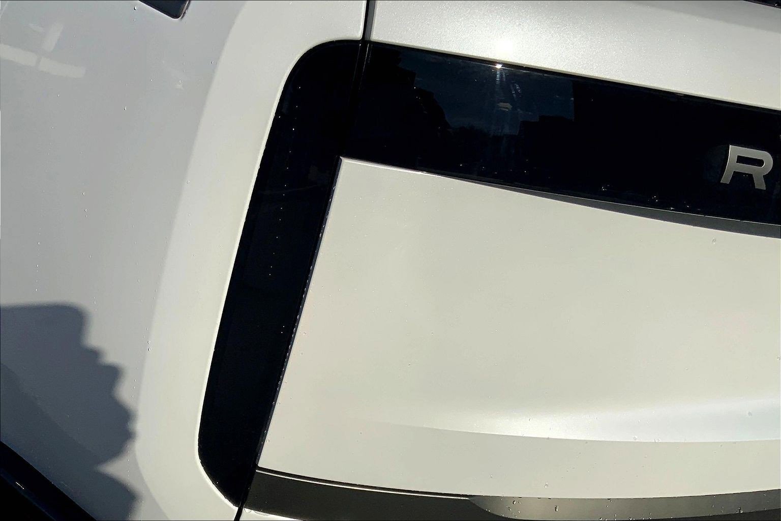 New 2025 Land Rover Range Rover SE image 14