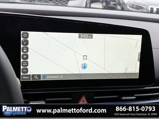 Used 2025 Hyundai Elantra Limited FWD image 22