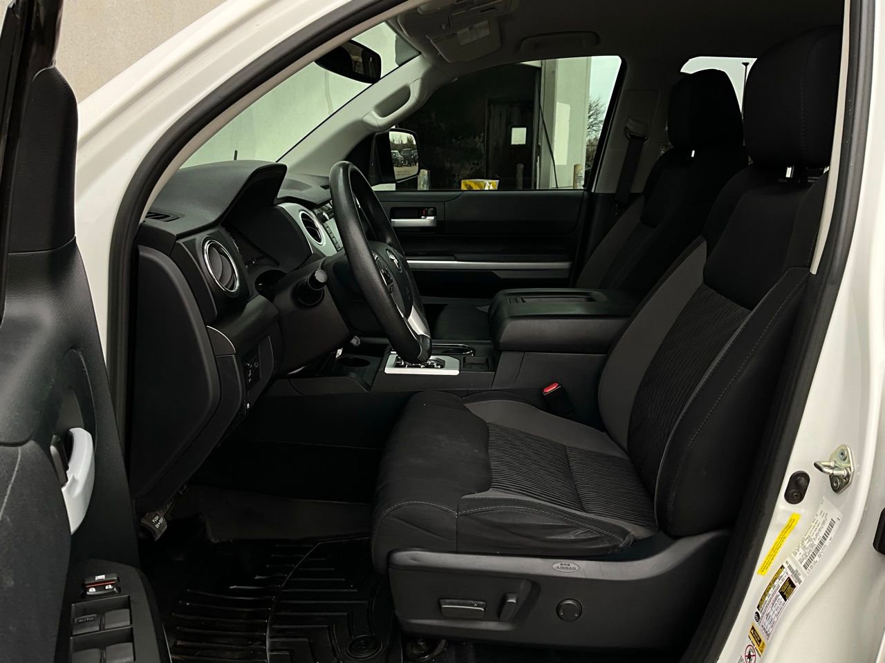 Used 2017 Toyota Tundra SR5 image 10