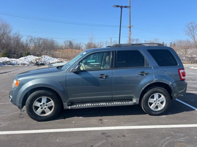 Used 2011 Ford Escape XLT w/ Canadian Winter Pkg image 7