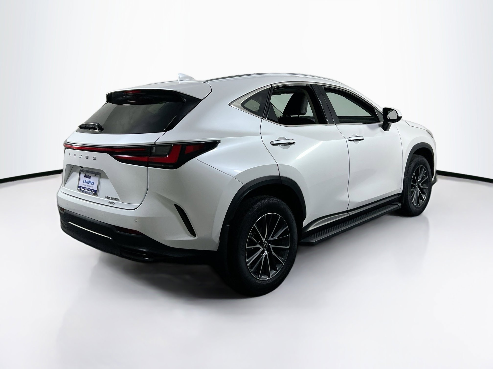 Used 2022 Lexus NX 350h AWD image 5