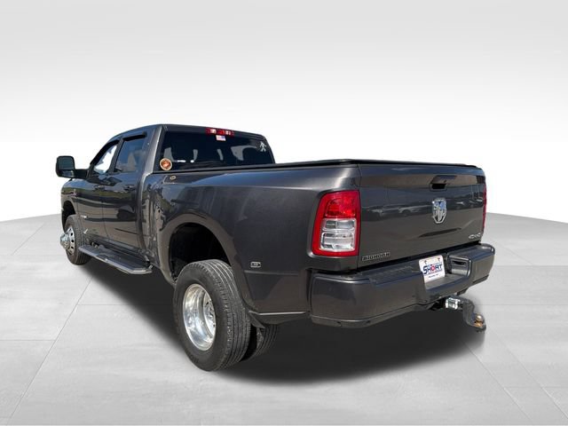 Used 2024 RAM 3500 Big Horn w/ Sport Appearance Package AWD/4WD image 9