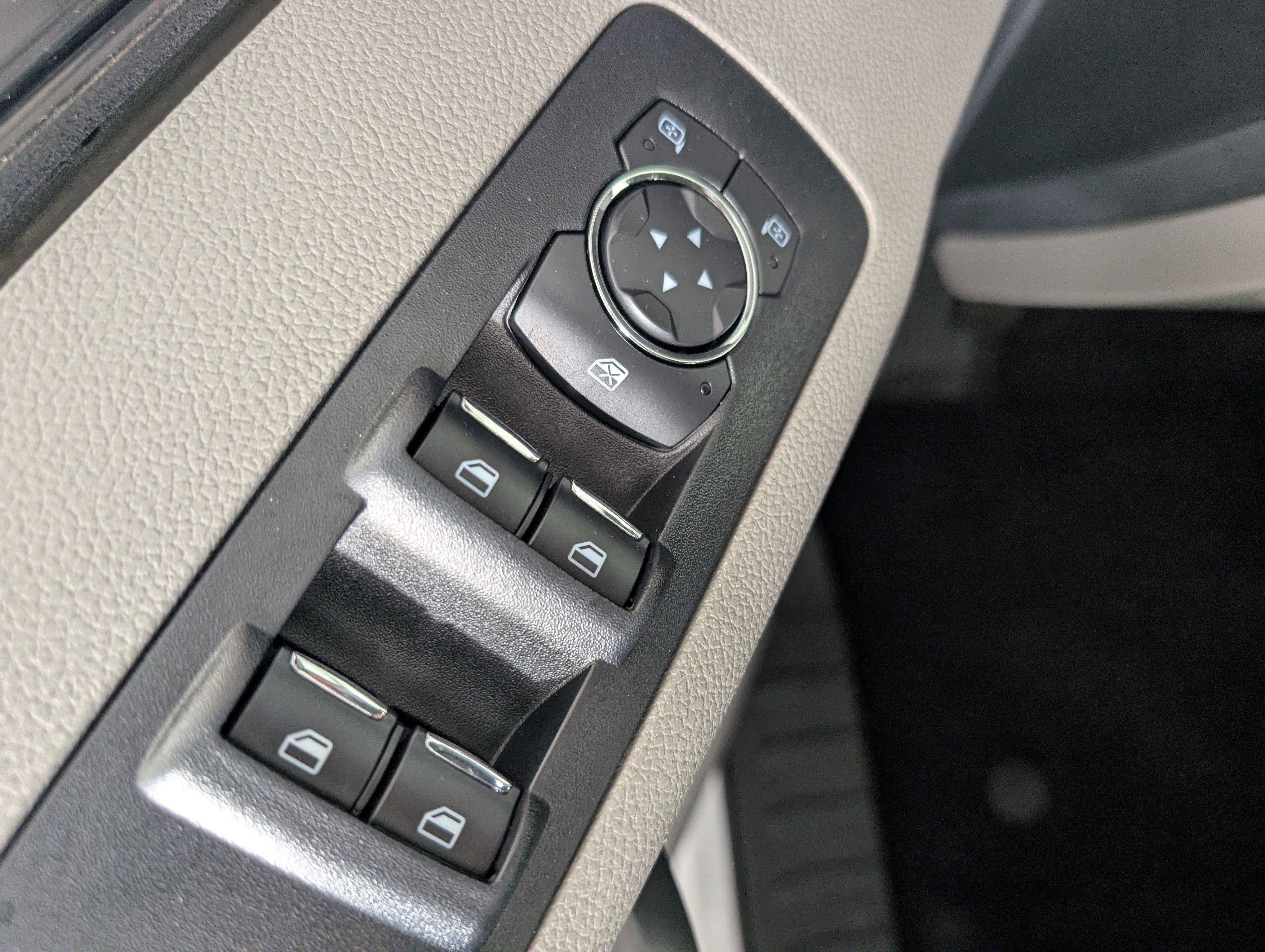 Certified 2017 Ford F150 2WD SuperCrew image 16