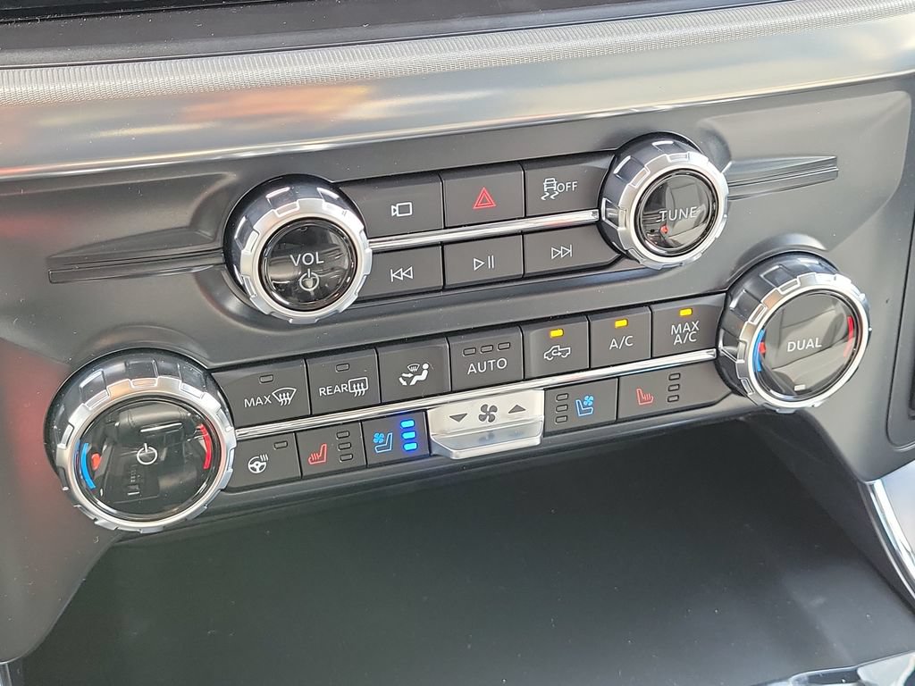New 2026 Ford F150 Lariat w/ Equipment Group 501A Mid AWD/4WD image 23
