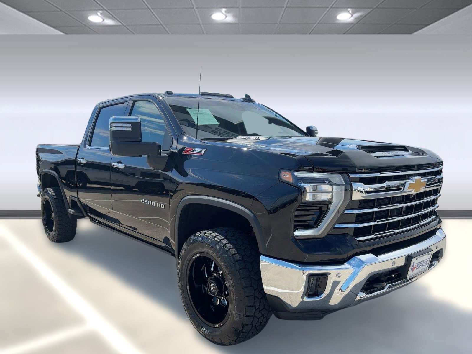 Used 2024 Chevrolet Silverado 2500 LTZ w/ LTZ Plus Package image 7
