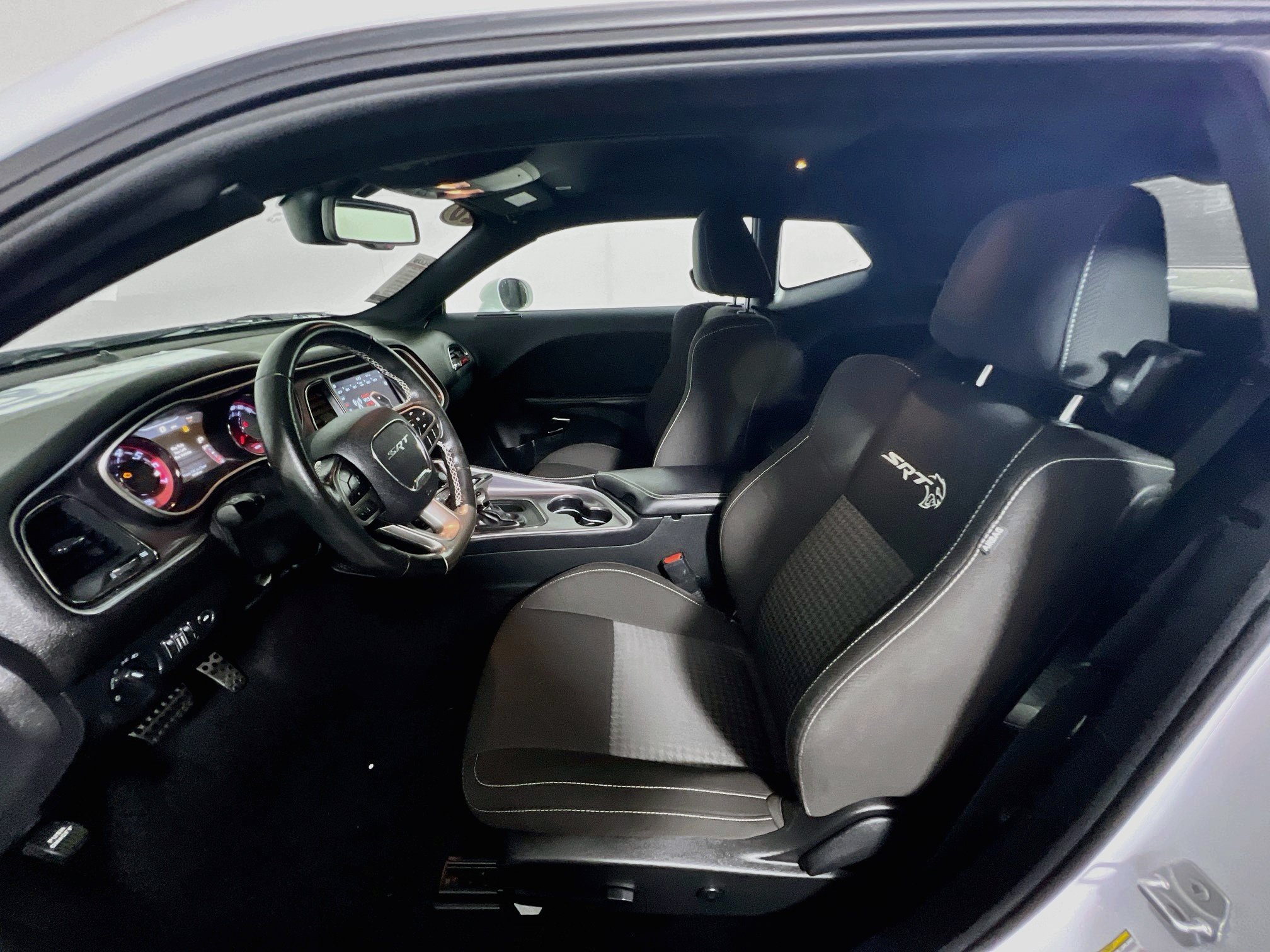 Used 2020 Dodge Challenger SRT Hellcat RWD image 14