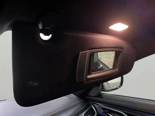 Used 2017 BMW 740i RWD image 59