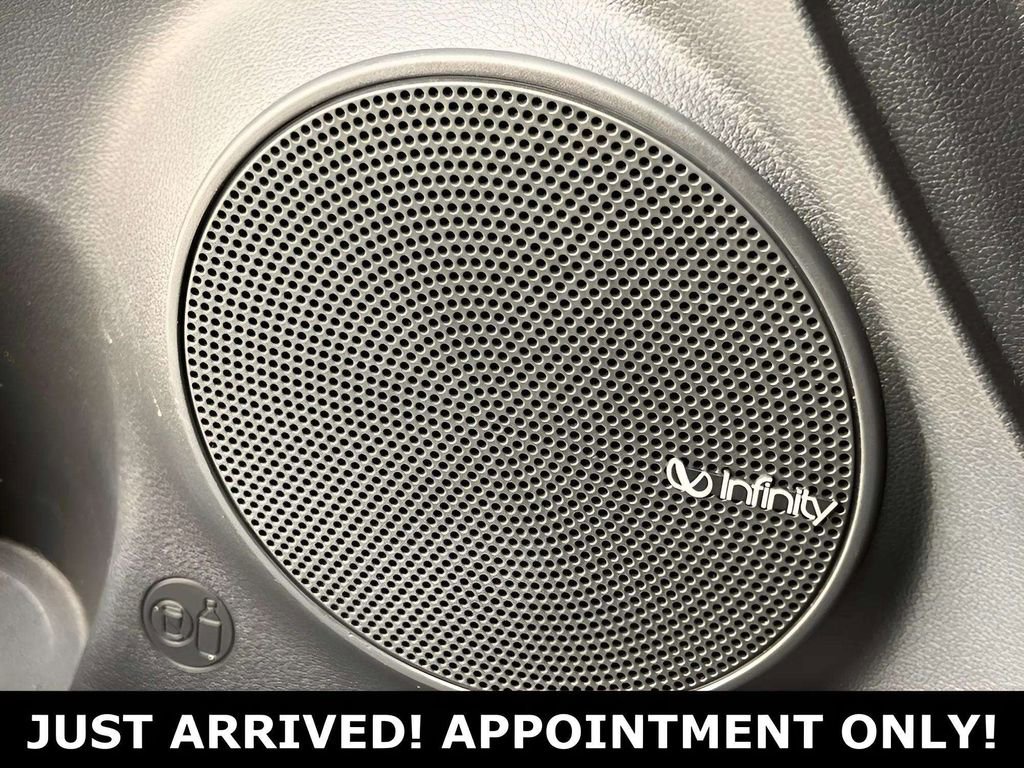 Used 2021 Hyundai Kona SEL Plus AWD/4WD image 26