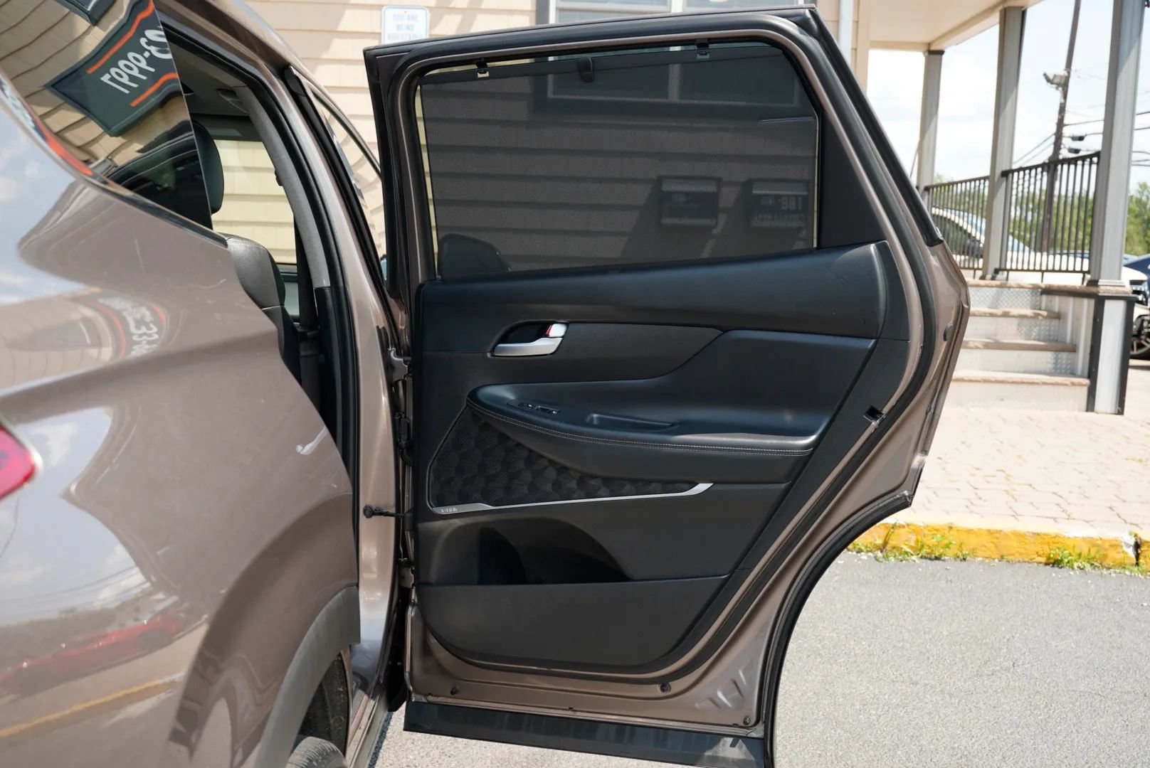 Used 2020 Hyundai Santa Fe Limited AWD/4WD image 35