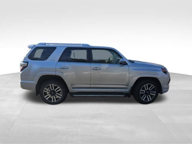 Used 2021 Toyota 4Runner Limited image 9