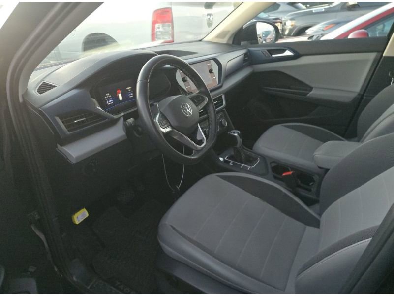 Used 2022 Volkswagen Taos SE w/ Panoramic Sunroof Package FWD image 24