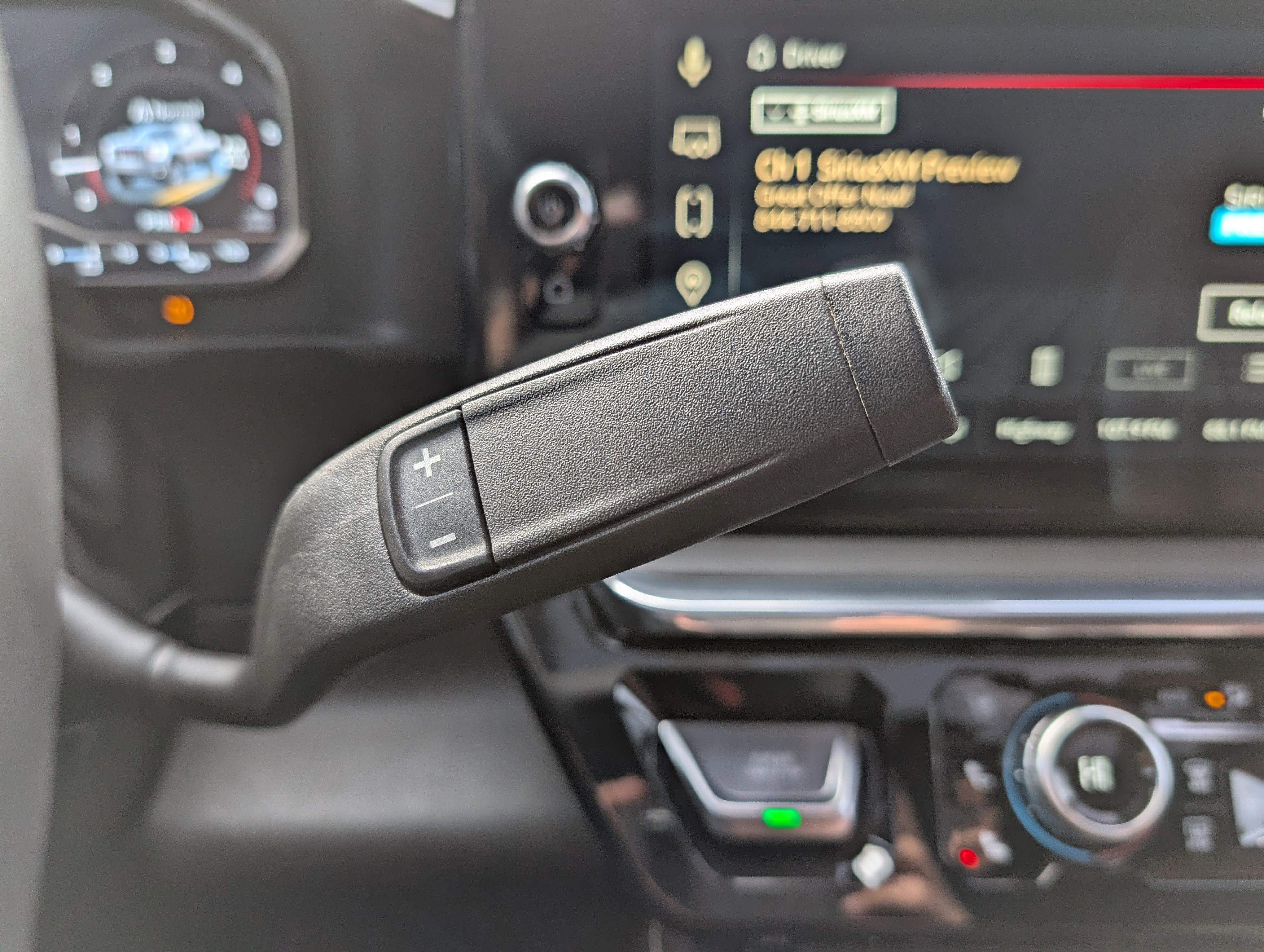 Used 2024 GMC Sierra 2500 Denali Ultimate w/ Max Trailering Package image 32