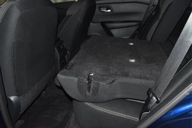 Used 2025 Nissan Rogue SV AWD/4WD image 22