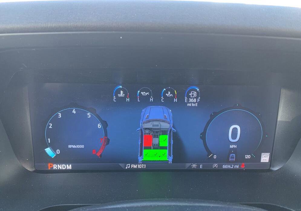 Used 2025 Ford F150 Lariat image 5