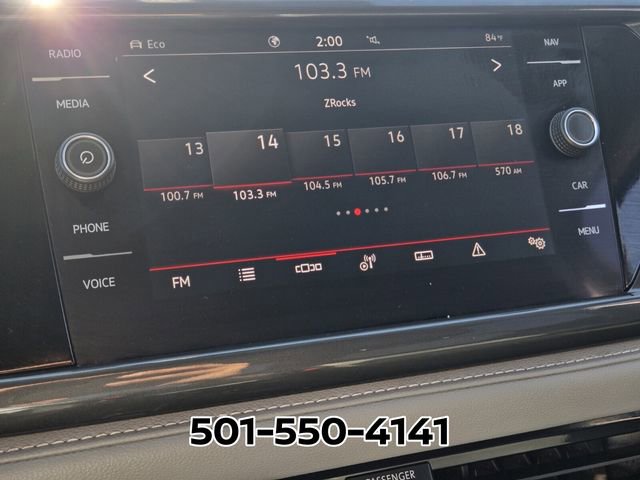 Used 2024 Volkswagen Taos SEL image 27