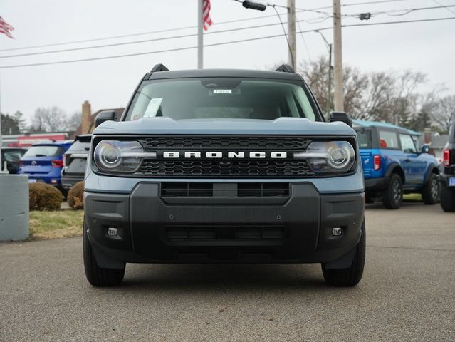 New 2025 Ford Bronco Sport Outer Banks w/ Outer Banks Tech Package+ AWD/4WD image 3