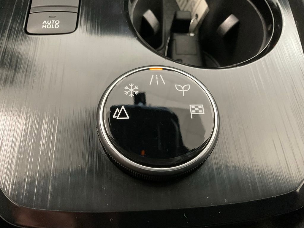 Used 2023 Nissan Rogue SV AWD/4WD image 18