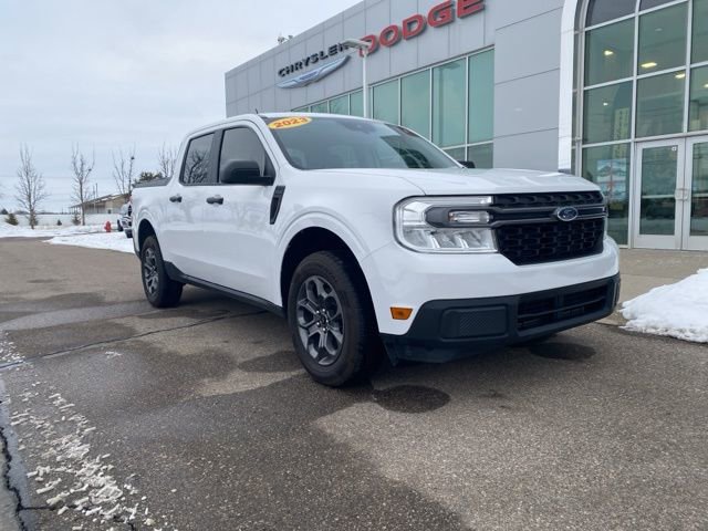 Used 2023 Ford Maverick XLT w/ Equipment Group 300A Standard image 3