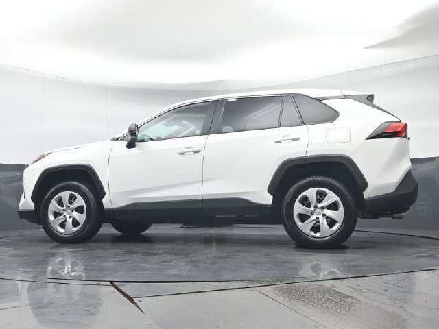 Certified 2025 Toyota RAV4 LE AWD/4WD image 29
