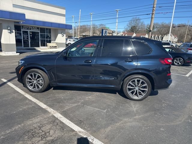 Used 2023 BMW X5 xDrive40i w/ M Sport Package AWD/4WD image 5