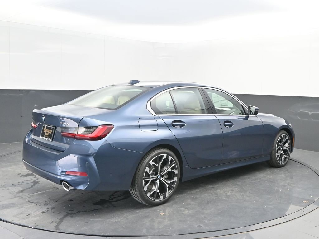 Certified 2025 BMW 330i Sedan w/ Premium Package image 7
