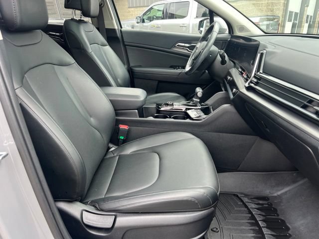 Used 2024 Kia Sportage SX FWD image 11