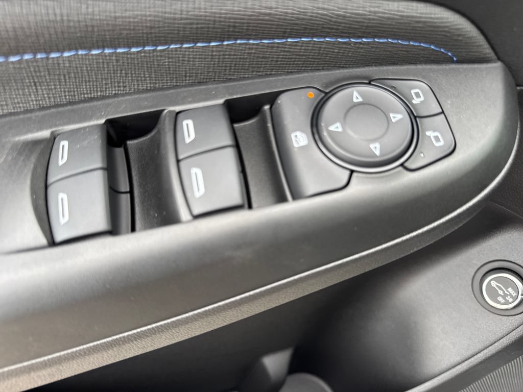 New 2026 Buick Envista Sport Touring w/ Convenience I Package FWD image 17