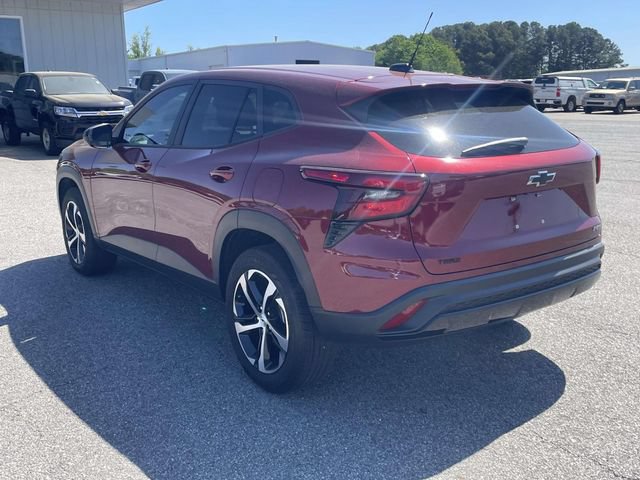 Certified 2024 Chevrolet Trax RS w/ Sunroof Package FWD image 6