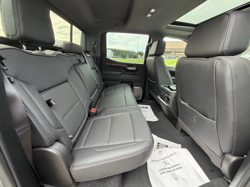 Used 2025 GMC Sierra 1500 Denali w/ Technology Package AWD/4WD image 45
