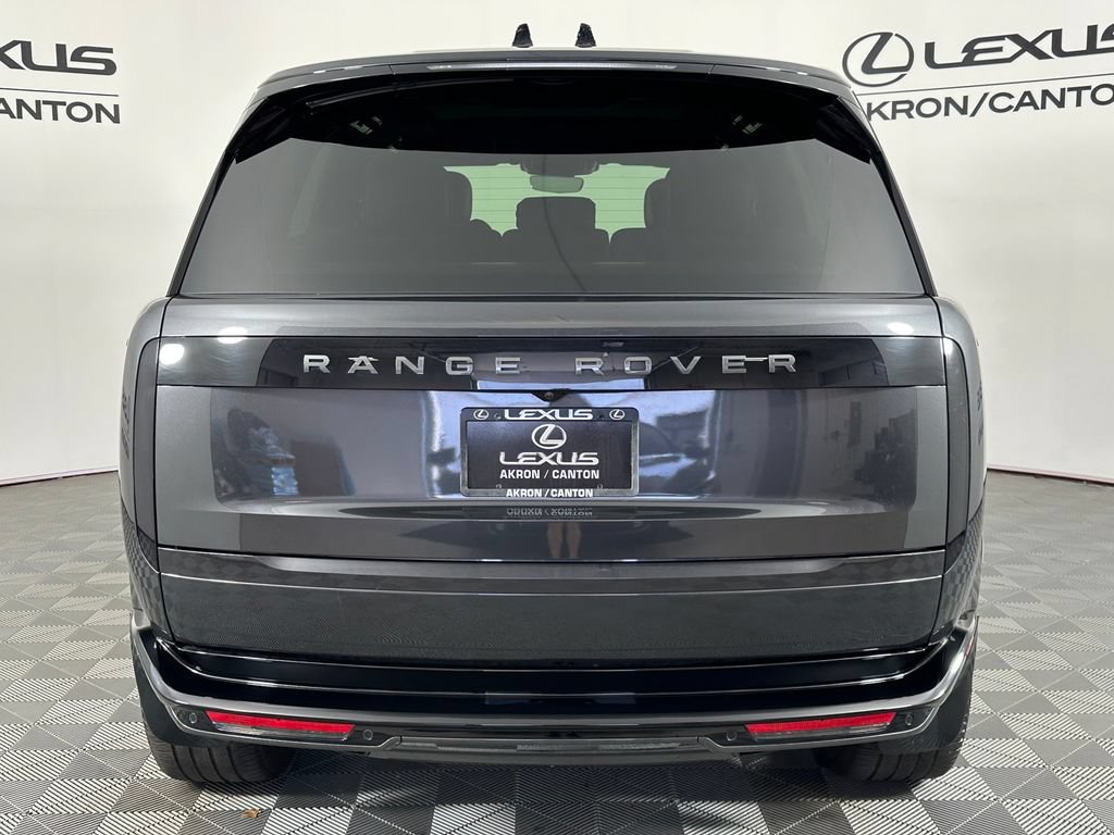 Used 2024 Land Rover Range Rover SE AWD/4WD image 8