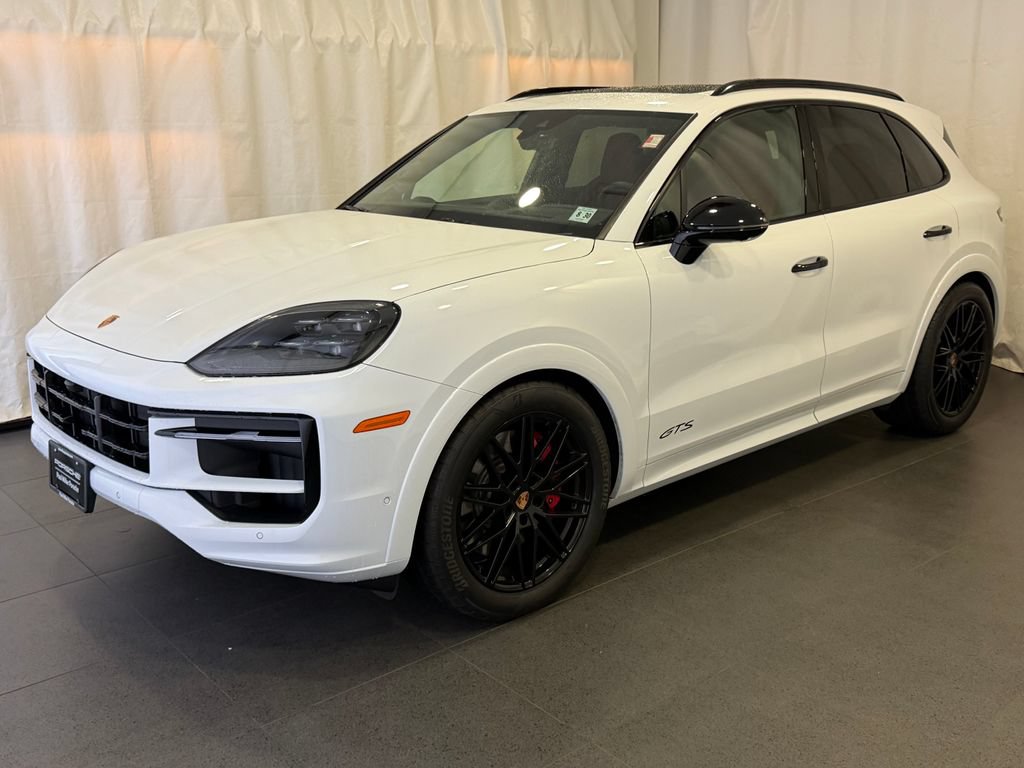 Certified 2025 Porsche Cayenne GTS AWD/4WD image 1