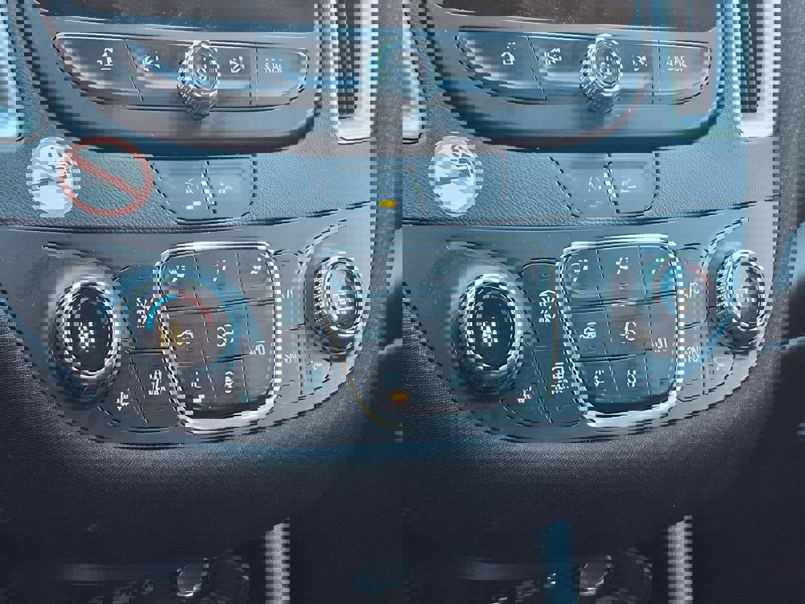 Used 2024 Chevrolet Malibu LT image 12