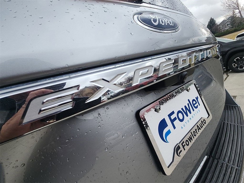 Used 2021 Ford Expedition Limited image 33